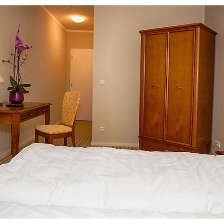 Postillion Velpke Room photo