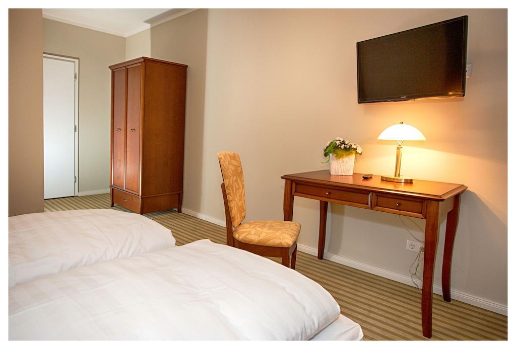 Postillion Velpke Room photo